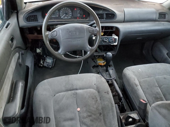 1996 Kia Sephia RS with VIN KNAFA125XT5263638, listed as a Copart auction lot 84226794 with 81,196 mi miles and Clean Title. Bid and sale history available at DreamBid. Image 8.