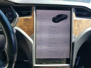 2018 Tesla Model S 75D with VIN 5YJSA1E20JF282889, listed as a IAAI auction lot 41823505 with 110,049 mi miles and . Bid and sale history available at DreamBid. Image 18.
