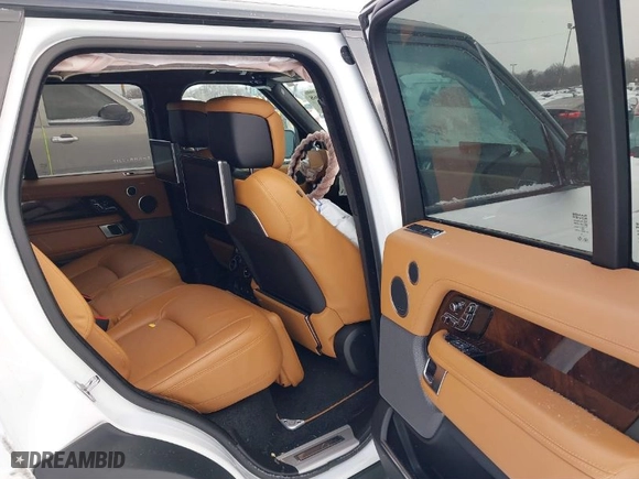 2018 Land Rover Range Rover Autobiography with VIN SALGV2RE9JA513620, listed as a IAAI auction lot 41326068 with NaN miles. Bid and sale history available at carsss.com. Image 8.