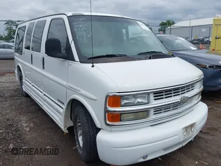 2002 Chevrolet Express z VIN 1GBFG15R221241725, wystawiony jako IAAI lot #42457578 z przebiegiem 107 705 mil mil oraz . Historia ofert i sprzedaży dostępna na DreamBid. Obrazek 1.