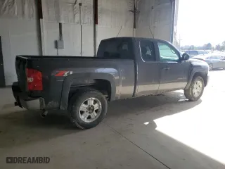 2011 Chevrolet Silverado 1500 LT with VIN 1GCRKSE30BZ227249, listed as a Copart auction lot 46040175 with 328,275 mi miles and Salvage Title. Bid and sale history available at carsss.com. Image 3.