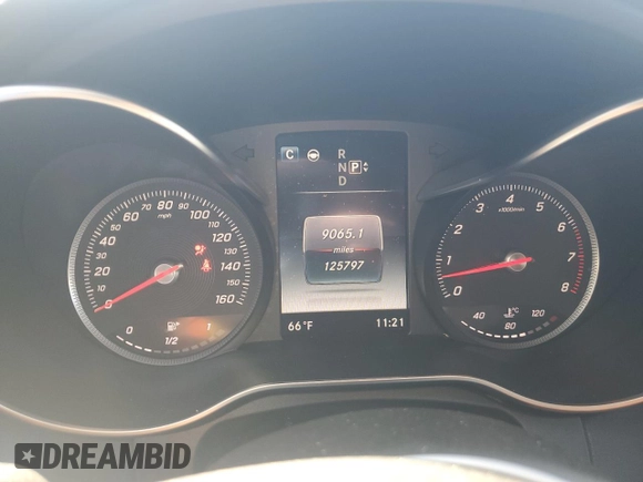 2015 Mercedes-Benz C-Class C 400 with VIN 55SWF6GB2FU027258, listed as a Copart auction lot 48703075 with 125,797 mi miles and Salvage Title. Bid and sale history available at carsss.com. Image 9.