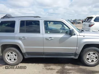 2015 Jeep Patriot Sport with VIN 1C4NJRBB1FD269387, listed as a IAAI auction lot 42111334 with 175,512 mi miles and . Bid and sale history available at carsss.com. Image 13.