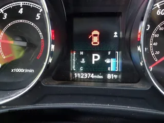 2021 Mitsubishi Outlander ES z VIN JA4APUAU1MU014152, wystawiony jako IAAI lot #41689335 z przebiegiem 112 374 mil mil oraz . Historia ofert i sprzedaży dostępna na DreamBid. Obrazek 7.