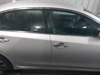 2018 Nissan Altima 2.5 SL with VIN 1N4AL3AP9JC177340, listed as a IAAI auction lot 41800890 with 120,439 mi miles. Bid and sale history available at carsss.com. Image 14.