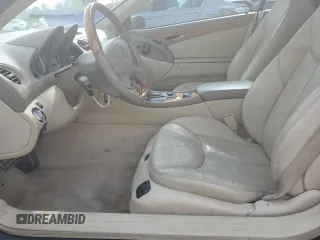 2005 Mercedes-Benz SL z VIN WDBSK76F25F087071, wystawiony jako Copart lot #56153185 z przebiegiem 95 135 mil mil oraz Tytuł czysty. Historia ofert i sprzedaży dostępna na DreamBid. Obrazek 7.