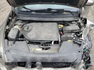 2016 Jeep Cherokee Latitude z VIN 1C4PJMCS1GW255747, wystawiony jako Copart lot #61195425 z przebiegiem 63 484 mil mil oraz Szkoda całkowita • Salvage title. Historia ofert i sprzedaży dostępna na DreamBid. Obrazek 12.