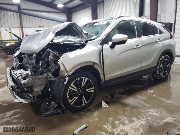 2023 Mitsubishi Eclipse Cross SE with VIN JA4ATWAA1PZ003429, listed as a Copart auction lot 41881385 with 29,439 mi miles and Salvage Title. Bid and sale history available at carsss.com. Image 1.