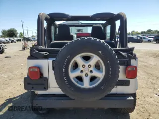 2006 Jeep Wrangler X with VIN 1J4FA39S66P717896, listed as a Copart auction lot 68147294 with 247,172 mi miles and Salvage Title. Bid and sale history available at carsss.com. Image 6.