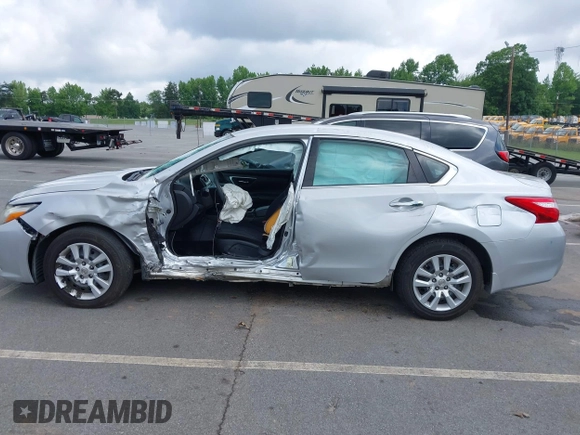 2017 Nissan Altima SV z VIN 1N4AL3AP1HC476475, wystawiony jako IAAI lot #39312828 z przebiegiem 59 498 mil mil oraz . Historia ofert i sprzedaży dostępna na DreamBid. Obrazek 15.