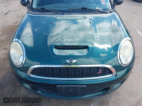 2009 MINI Hardtop S with VIN WMWMF73599TW83678, listed as a IAAI auction lot 42750705 with 95,278 mi miles and . Bid and sale history available at DreamBid. Image 6.