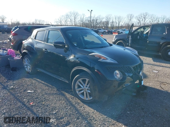 2015 Nissan Juke S with VIN JN8AF5MR8FT506101, listed as a IAAI auction lot 41821545 with 82,385 mi miles. Bid and sale history available at carsss.com. Image 1.