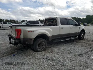 2017 Ford F-350 Lariat z VIN 1FT8W3DT4HED39267, wystawiony jako Copart lot #60000445 z przebiegiem 501 155 mil mil oraz Czysty tytuł • Clean title. Historia ofert i sprzedaży dostępna na DreamBid. Obrazek 3.