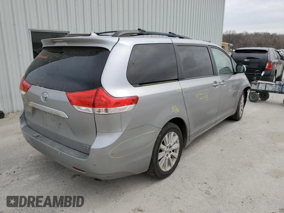 2012 Toyota Sienna XLE with VIN 5TDDK3DCXCS037172, listed as a Copart auction lot 48999165 with 0 mi miles and Salvage Title. Bid and sale history available at carsss.com. Image 3.