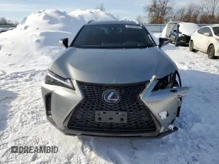 2021 Lexus UX with VIN JTHR9JBH9M2041824, listed as a Copart auction lot 88883385 with 71,190 mi miles and Clean Title. Bid and sale history available at carsss.com. Image 5.
