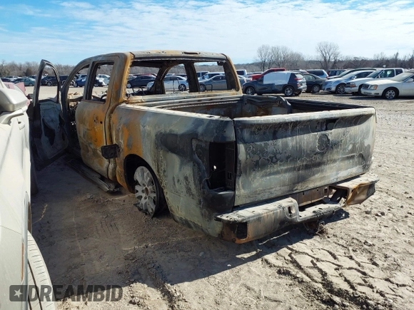 2017 Nissan Titan SV z VIN 1N6AA1E56HN532702, wystawiony jako IAAI lot #41645162 z przebiegiem Nie podano mil oraz . Historia ofert i sprzedaży dostępna na DreamBid. Obrazek 3.