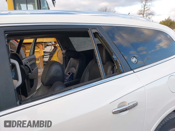 2015 Buick Enclave Leather with VIN 5GAKRBKD4FJ274350, listed as a IAAI auction lot 40986198 with 119,707 mi miles and . Bid and sale history available at DreamBid. Image 18.