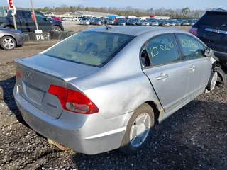 2006 Honda Civic z VIN JHMFA36246S022144, wystawiony jako IAAI lot #41976752 z przebiegiem Nie podano mil oraz . Historia ofert i sprzedaży dostępna na DreamBid. Obrazek 4.