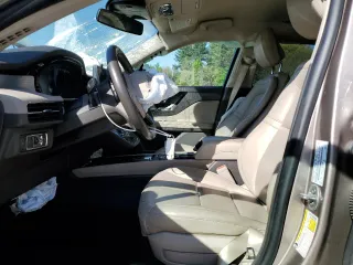 2020 Lincoln Corsair Standard z VIN 5LMCJ1D96LUL14900, wystawiony jako Copart lot #55324635 z przebiegiem 23 617 mil mil oraz Szkody całkowita. Historia ofert i sprzedaży dostępna na DreamBid. Obrazek 7.