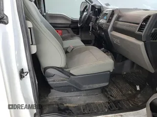 2017 Ford F-250 XL z VIN 1FD7X2A63HEF23418, wystawiony jako IAAI lot #42610484 z przebiegiem 271 149 mil mil oraz . Historia ofert i sprzedaży dostępna na DreamBid. Obrazek 4.