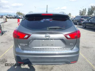 2017 Nissan Rogue S z VIN JN1BJ1CP1HW002968, wystawiony jako IAAI lot #41896777 z przebiegiem 128 583 mil mil oraz . Historia ofert i sprzedaży dostępna na DreamBid. Obrazek 16.
