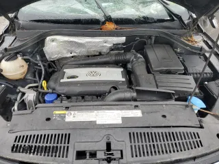 2016 Volkswagen Tiguan SE with VIN WVGAV7AX7GW561941, listed as a Copart auction lot 44717085 with Not provided miles and Salvage title. Bid and sale history available at DreamBid. Image 13.