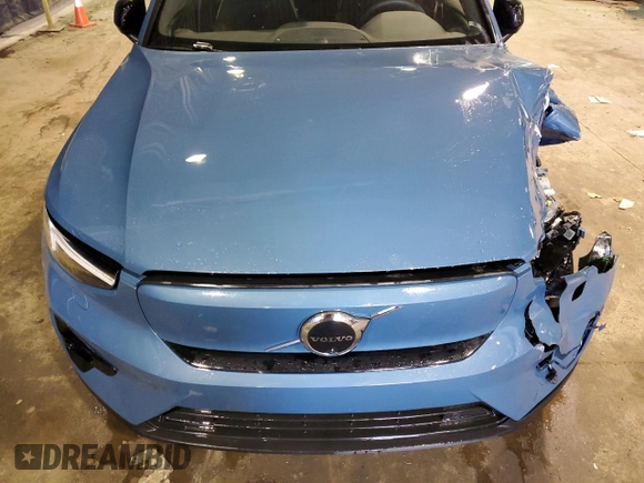 2023 Volvo C40 Ultimate с VIN YV4ED3GM3P2062413, выставлен на аукционе Copart как лот 48717804 с пробегом 11 638 миль миль и . История ставок и продаж доступна на DreamBid. Изображение 11.
