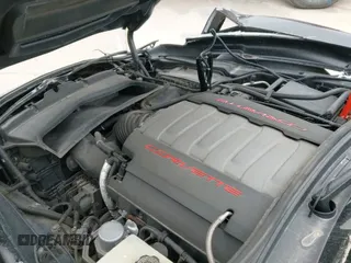 2015 Chevrolet Corvette Z51 3LT с VIN 1G1YM2D7XF5117664, выставлен на аукционе IAAI как лот 41522635 с пробегом 19 165 миль миль и . История ставок и продаж доступна на DreamBid. Изображение 21.
