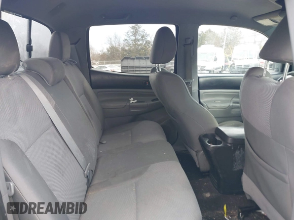2014 Toyota Tacoma with VIN 3TMLU4EN0EM147243, listed as a IAAI auction lot 41684902 with 308,167 mi miles. Bid and sale history available at carsss.com. Image 8.