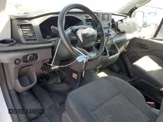 2020 Ford Transit Cargo z VIN 1FTBR1Y86LKB13703, wystawiony jako Copart lot #58082035 z przebiegiem 24 117 mil mil oraz Tytuł czysty. Historia ofert i sprzedaży dostępna na DreamBid. Obrazek 8.