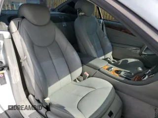 2007 Mercedes-Benz SL 550 z VIN WDBSK71F67F124729, wystawiony jako Copart lot #56720475 z przebiegiem 96 635 mil mil oraz Szkoda całkowita • Salvage title. Historia ofert i sprzedaży dostępna na DreamBid. Obrazek 10.