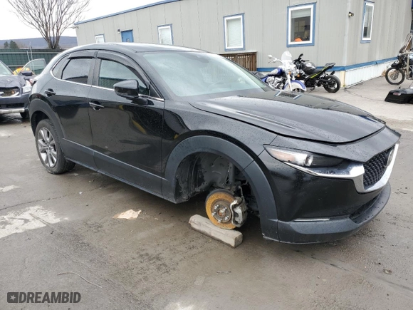 2020 Mazda CX-30 Select Package with VIN 3MVDMBCL0LM109629, listed as a Copart auction lot 82870394 with 67,981 mi miles and Salvage Title. Bid and sale history available at carsss.com. Image 4.
