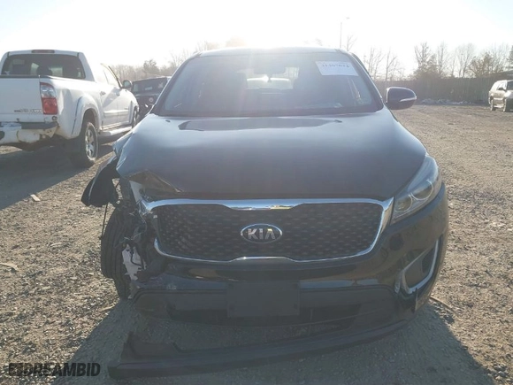 2016 Kia Sorento LX with VIN 5XYPG4A35GG115773, listed as a IAAI auction lot 41467622 with 112,311 mi miles. Bid and sale history available at carsss.com. Image 12.