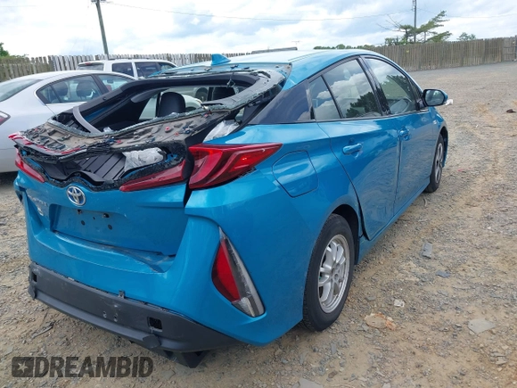 2017 Toyota Prius Plus z VIN JTDKARFP4H3067953, wystawiony jako IAAI lot #42211132 z przebiegiem 90 760 mil mil oraz . Historia ofert i sprzedaży dostępna na DreamBid. Obrazek 4.