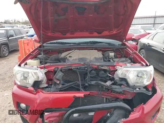 2015 Toyota Tacoma with VIN 3TMLU4EN8FM189953, listed as a IAAI auction lot 41584110 with 126,833 mi miles and . Bid and sale history available at DreamBid. Image 10.