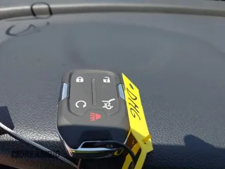 2024 GMC Terrain SLT z VIN 3GKALVEG6RL322810, wystawiony jako IAAI lot #42478282 z przebiegiem 32 523 mil mil oraz . Historia ofert i sprzedaży dostępna na DreamBid. Obrazek 11.