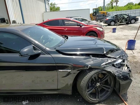 2016 BMW M4 с VIN WBS3R9C56GK708338, выставлен на аукционе Copart как лот 60072415 с пробегом 88 465 миль миль и Списание • Salvage title. История ставок и продаж доступна на DreamBid. Изображение 13.