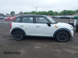 2013 MINI Countryman with VIN WMWZB3C53DWM08244, listed as a IAAI auction lot 42281364 with 139,894 mi miles and . Bid and sale history available at DreamBid. Image 13.