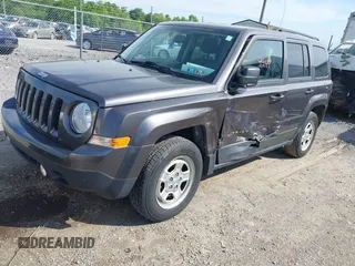 2017 Jeep Patriot Sport z VIN 1C4NJPBB1HD172598, wystawiony jako IAAI lot #42209949 z przebiegiem 65 560 mil mil oraz . Historia ofert i sprzedaży dostępna na DreamBid. Obrazek 2.