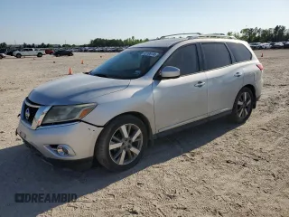 2015 Nissan Pathfinder Platinum z VIN 5N1AR2MM6FC600818, wystawiony jako Copart lot #52195195 z przebiegiem 163 035 mil mil oraz Szkoda całkowita • Salvage title. Historia ofert i sprzedaży dostępna na DreamBid. Obrazek 1.