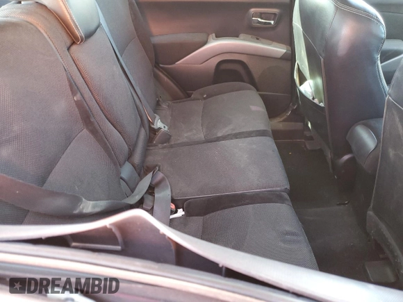 2011 Mitsubishi Outlander SE z VIN JA4AS3AW5BU031625, wystawiony jako Copart lot #42785635 z przebiegiem 125 062 mil mil oraz Szkoda całkowita • Salvage title. Historia ofert i sprzedaży dostępna na DreamBid. Obrazek 10.