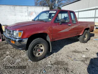 1993 Toyota Pickup DLX z VIN JT4VN13D5P5112012, wystawiony jako Copart lot #88970545 z przebiegiem 224 973 mil mil oraz Szkoda całkowita • Salvage title. Historia ofert i sprzedaży dostępna na DreamBid. Obrazek 1.