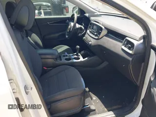 2016 Kia Sorento LX with VIN 5XYPG4A3XGG028712, listed as a IAAI auction lot 42013222 with 112,736 mi miles. Bid and sale history available at carsss.com. Image 5.