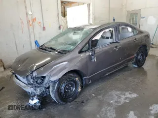 2009 Honda Civic LX z VIN 2HGFA16509H518541, wystawiony jako Copart lot #53291805 z przebiegiem 133 746 mil mil oraz Szkody całkowita. Historia ofert i sprzedaży dostępna na DreamBid. Obrazek 1.