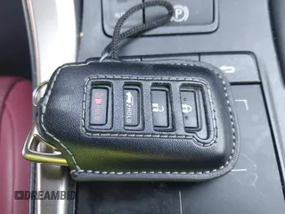 2021 Lexus NX 300h z VIN JTJDJRDZXM2167453, wystawiony jako IAAI lot #42276063 z przebiegiem 62 179 mil mil oraz . Historia ofert i sprzedaży dostępna na DreamBid. Obrazek 11.
