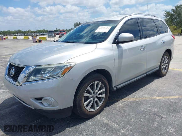 2016 Nissan Pathfinder SV with VIN 5N1AR2MN5GC647848, listed as a IAAI auction lot 42178328 with 155,942 mi miles. Bid and sale history available at carsss.com. Image 17.