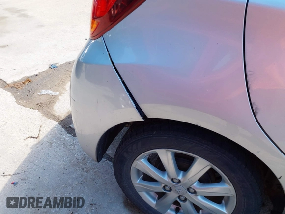 2016 Toyota Yaris L z VIN VNKKTUD3XGA060102, wystawiony jako IAAI lot #42259590 z przebiegiem 141 809 mil mil oraz . Historia ofert i sprzedaży dostępna na DreamBid. Obrazek 6.