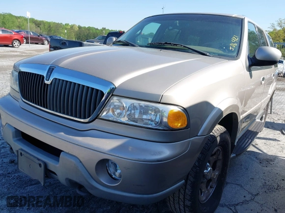 2002 Lincoln Navigator z VIN 5LMFU28R12LJ03421, wystawiony jako IAAI lot #41977604 z przebiegiem 192 807 mil mil oraz . Historia ofert i sprzedaży dostępna na DreamBid. Obrazek 2.