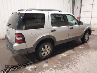 2006 Ford Explorer XLT с VIN 1FMEU73856UB59887, выставлен на аукционе IAAI как лот 41462046 с пробегом Не указан миль и . История ставок и продаж доступна на DreamBid. Изображение 4.
