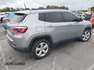 2018 Jeep Compass Altitude с VIN 3C4NJCBB6JT488992, выставлен на аукционе IAAI как лот 42129963 с пробегом 37 710 миль миль и . История ставок и продаж доступна на DreamBid. Изображение 4.